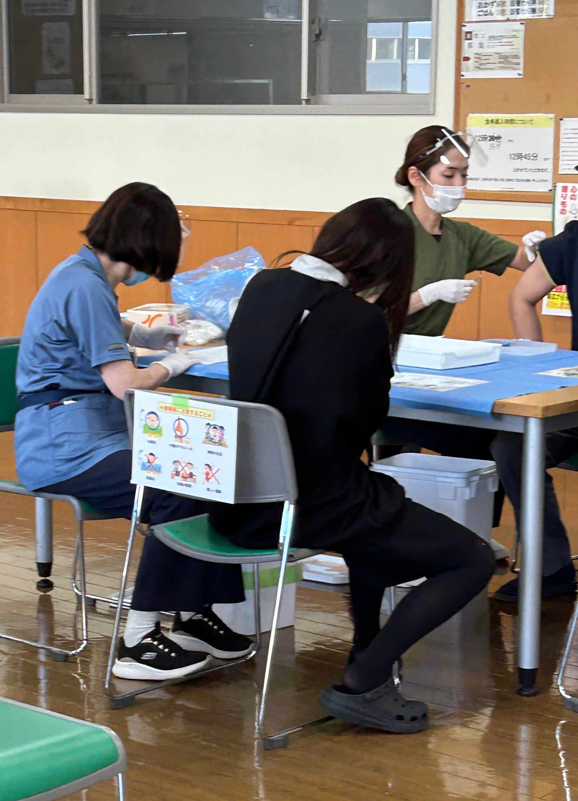 インフルエンザの予防接種を行いました。